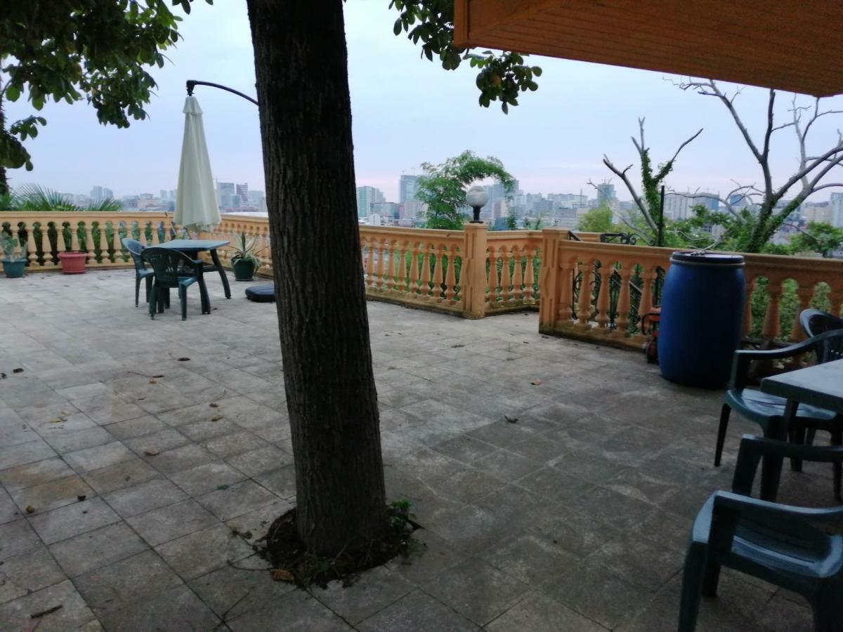 Деревянный Котеж The 1 С Выдом На Город Batumi Exterior photo